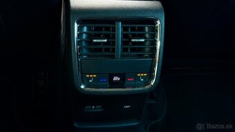 Škoda Octavia Combi 2.0 TDI SCR STYLE DSG WEBASTO - 8
