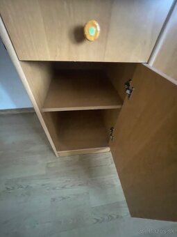 Súprava skríň s deskou - 8
