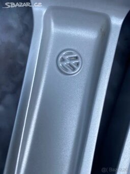 R18 ORIG ZIMNÍ KOLA VW ŠKODA SEBRING 235/55/18 - 8