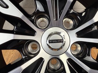 Originál kolesa R19 Volvo XC40 XC60 V90 CC - 8