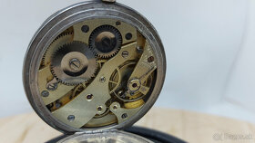 Predám starožitné tulované strieborné hodinky ANCRE 20te rok - 8
