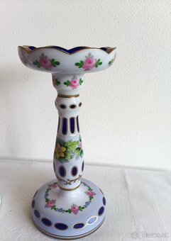 Retro sko, porcelán, lampička a kovová zvonička - 8