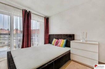 REB.sk Predaj 4 izbový dom.100 m2, pozemok 208 m2, Štúrova u - 8
