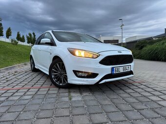 Ford Focus 1.5 EcoBoost ST-Line - 8