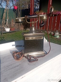 Starožitný telefón.  - 8