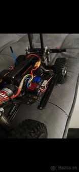 Traxxas trx 4 Defender 1/10 - 8