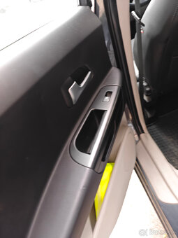 Kia Ceed Sw, 104tis Km, Servis len KIA, Zimné a Letné kolesá - 8