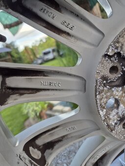 Elektrony 5x120 original BMW 225/50 R17 - 8
