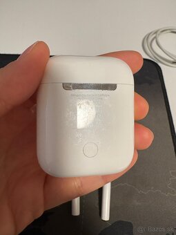 Apple AirPods 1 - 8