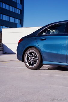 Mercedes Benz A 180 - 8