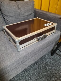 Modal Cobalt 8 + case THON - 8