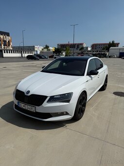 Škoda Superb Sportline 2.0 TDi - 8