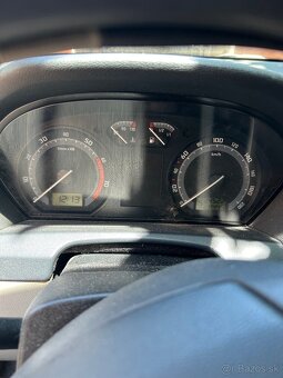 Skoda Fabia 1.2 HTP - 8
