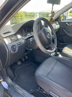Škoda Rapid 2013 - 8