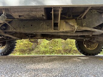 Land Rover Discovery 2.5 Td5 (2003), 90 kW, offroad špecial - 8