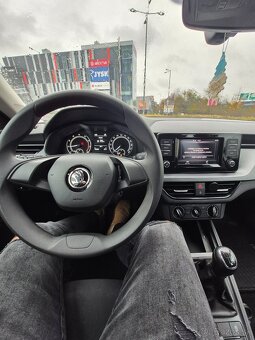 ŠKODA KAMIQ 1.0 TSI Active  M6 2023 - 8
