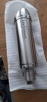 Nový  Univerzálny Športový  výfuk  na  motorku - LeoVince - 8