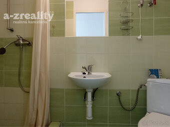 Ponúkame na predaj pekný penzión v Patinciach - 8