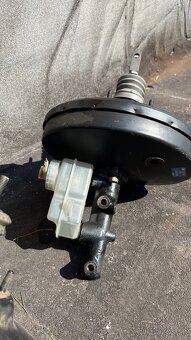 Posilovače brzd - 8