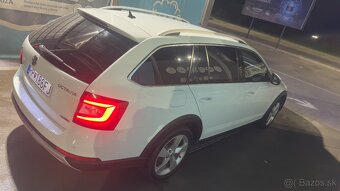 Škoda Octavia Scout - 8