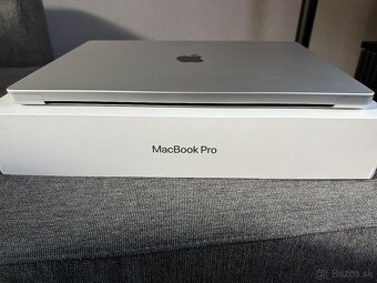 Apple MacBook Pro 16 Silver M1 Pro, 512GB, 97% Baterie - 8