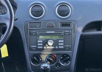 Ford Fusion 1.4i 16v TAŽNÉ KOUPENO V ČR benzín manuál 59 kw - 8