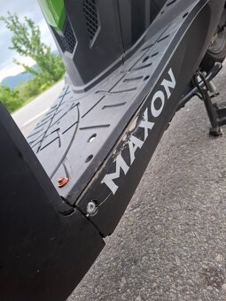 Maxon blade 125cm3 - 8