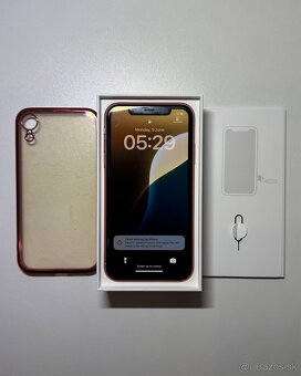 iPhone Xr | RED - TOP STAV | Plne funkčný - 8