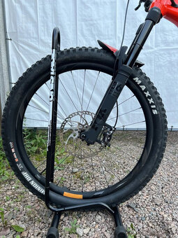 Giant REIGN E+1 2020 E-MTB 27,5" veľkosť rámu L - 8