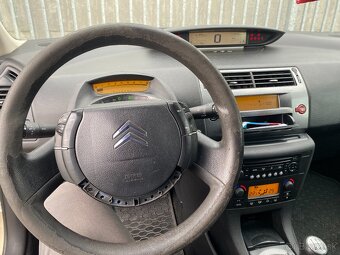 Citroen C4 - 8