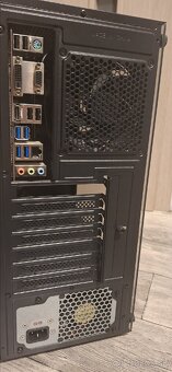 Herný / Kancelársky Počítač PC, Ryzen 2400G, 16gb ram - 8