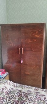 Starožitný nábytok - 8