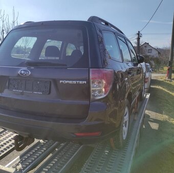 Subaru Forester SH 110kw benzín 4x4 manuál KROUPY - 8