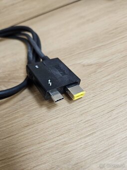 Dokovacia stanica Lenovo ThinkPad Thunderbolt 3 gen2 - 8