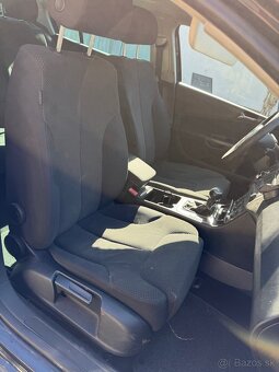 Volkswagen Passat 2.0 TDI 103 kW BMP - 8