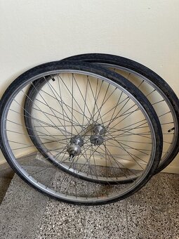 Favorit kolies 28/630 - 8