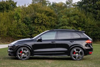 Porsche Cayenne Diesel Tiptronic S / 176kW / A8 / 2011 - 8