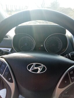 Predam,vymenim hyundai i30 combi - 8
