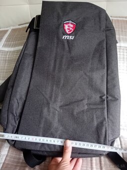 MSI batoh na nootebok - 8