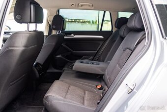Volkswagen Passat DSG /Masáž/LED svetlá/Adaptívny tempomat - 8