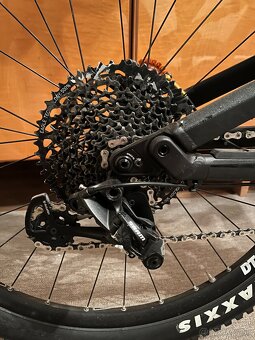 Canyon Spectral 6 AL - 8