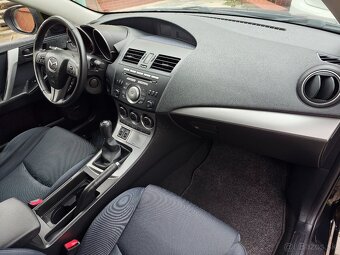 • MAZDA 3 2.0i, GTA, 111 kW, benzín, 6-st. manuál, 2009 • - 8