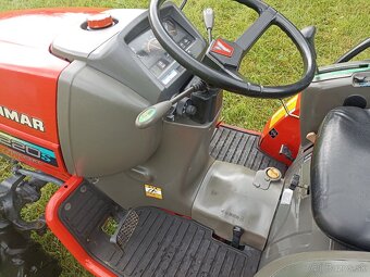 Yanmar AF220 f 4x4 22koni - 8