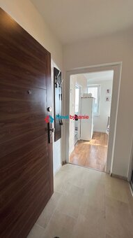 EXKLUZÍVNY PREDAJ - 1 izb. KVALITNE ZARIADENÝ BYT - Dunajská - 8