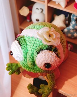 Mäkká háčkovaná žabka – originál handmade - 8