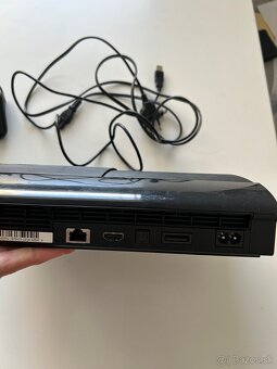 Playstation 3 + 4 hry + ovládač - 8