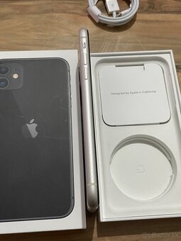 Predám Apple iPhone 11 128GB Silver Stav Nového Telefónu - 8