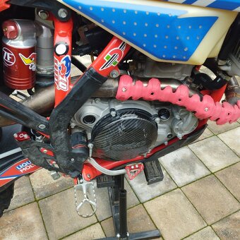Beta RR 390 - 8