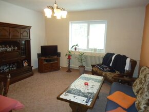 Rodinný dom s veľkým pozemkom 4329 m2, Levice-Kalinčiakovo - 8