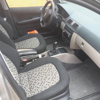 Škoda Fábia Combi - 8